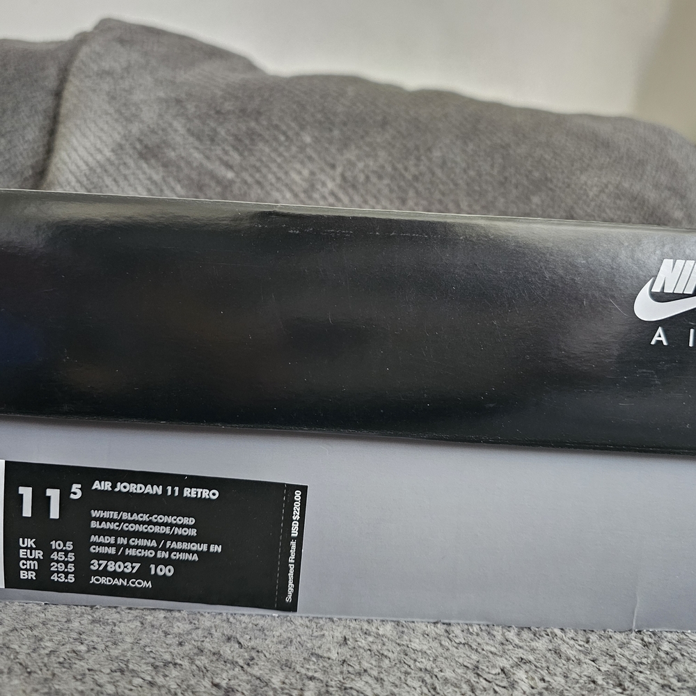 Nike Air Jordan 11 Retro Sneakers